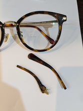 画像をギャラリービューアに読み込む, メガネのノーズパッドの交換アフター