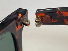 画像をギャラリービューアに読み込む, レイバンの丁番ネジの紛失修理
