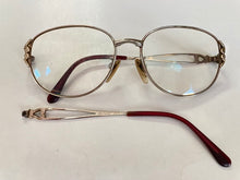 画像をギャラリービューアに読み込む, メガネの丁番折れの修理