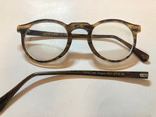 画像をギャラリービューアに読み込む, オリバーピープルズの丁番折れ