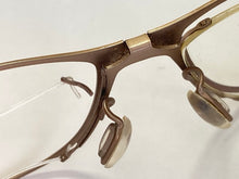 画像をギャラリービューアに読み込む, メガネのレンズ外れ