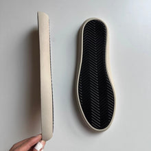 画像をギャラリービューアに読み込む, ARATA Outsole No.9 Goose